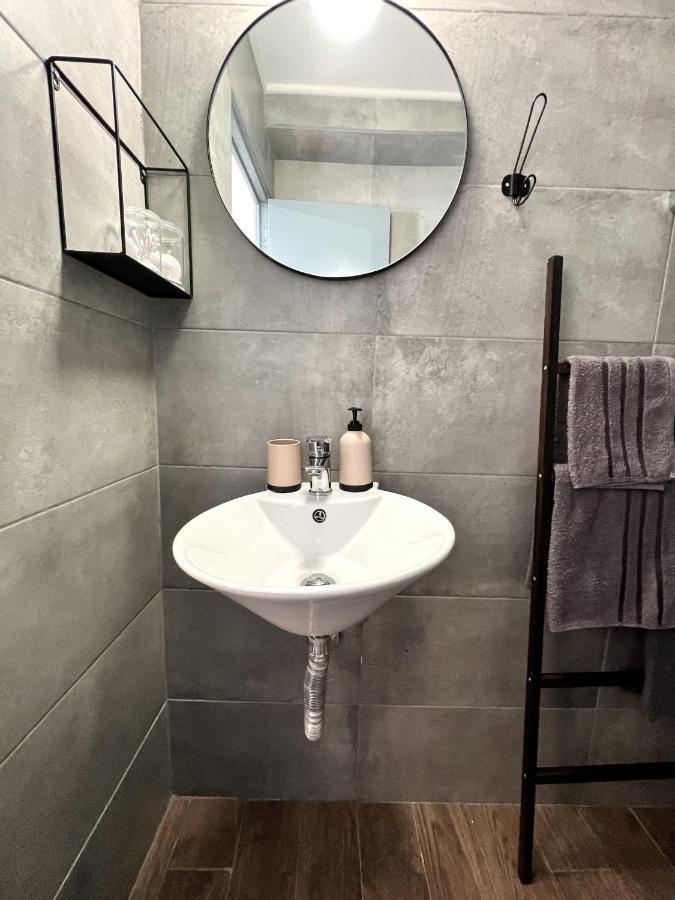 Hermes New & Comfy Studio - 25' Walk To The Acropolis Athen Eksteriør bilde